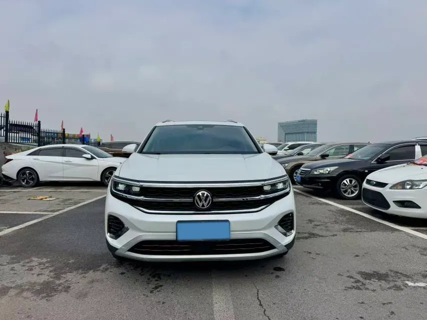 2023 Volkswagen Talagon 2.0T 220HP L4 7DCT,autocango,china used car exporter,china ev exporter,chinese used car exporter,chinese used ev exporter