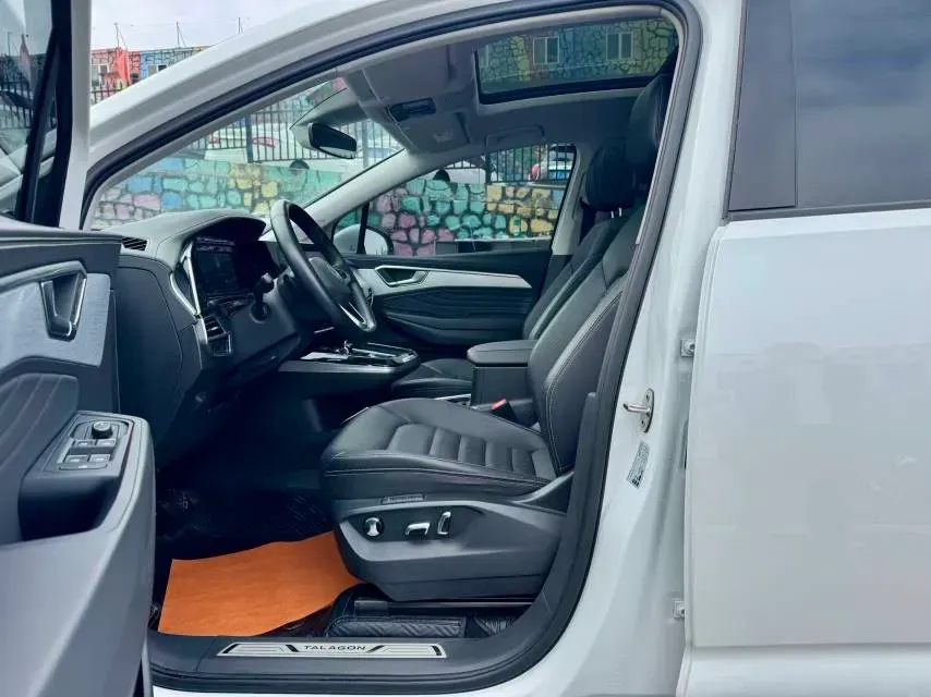 2023 Volkswagen Talagon 2.0T 220HP L4 7DCT,autocango,china used car exporter,china ev exporter,chinese used car exporter,chinese used ev exporter