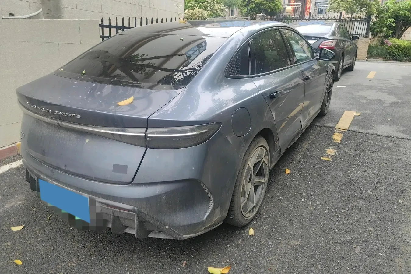 2022 AITO AITO M5 Range Extended 125HP REEV 40KWH,autocango,china used car exporter,china ev exporter,chinese used car exporter,chinese used ev exporter