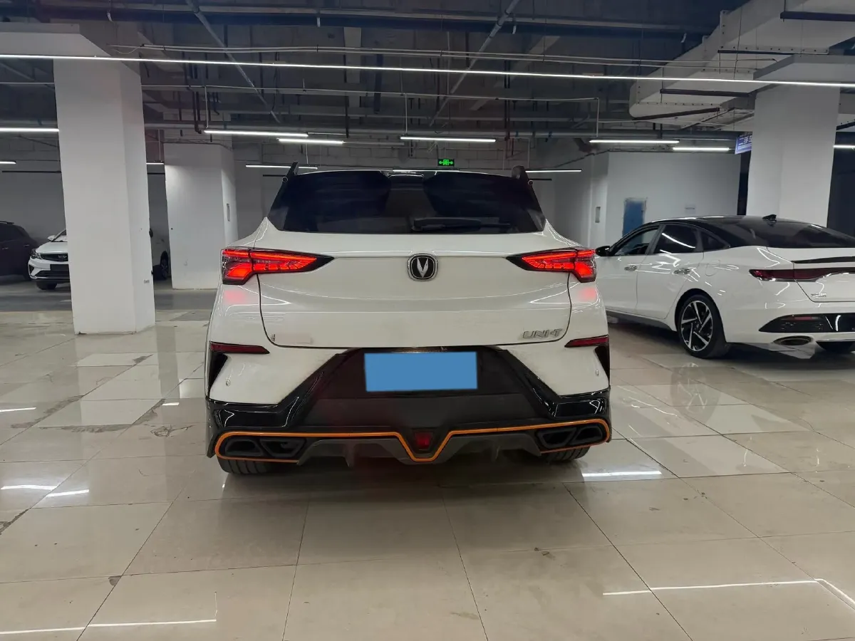 2022 ChangAn UNI-T 1.5T 188HP L4 7DCT,autocango,china used car exporter,china ev exporter,chinese used car exporter,chinese used ev exporter