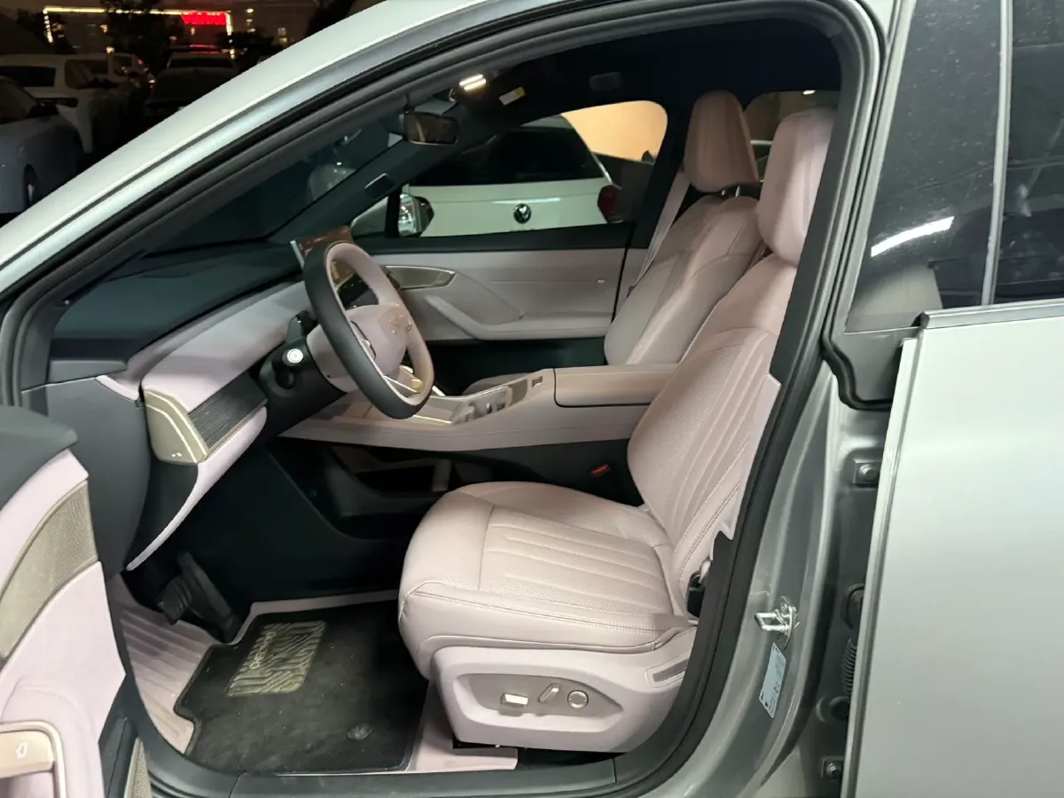 2024 ONVO L60 BEV 60KWH,autocango,china used car exporter,china ev exporter,chinese used car exporter,chinese used ev exporter