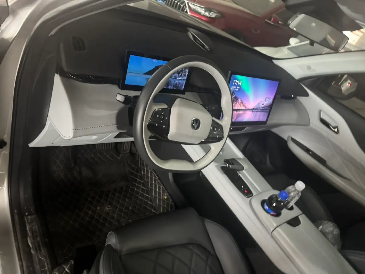 2024 ChangAn UNI-Z 1.5L 98HP L4 E-CVT PHEV 18.4KWH,autocango,china used car exporter,china ev exporter,chinese used car exporter,chinese used ev exporter