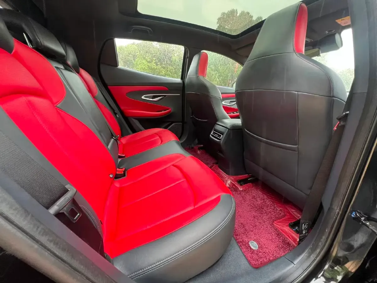 2020 ChangAn UNI-T 1.5T 180HP L4 7DCT,autocango,china used car exporter,china ev exporter,chinese used car exporter,chinese used ev exporter