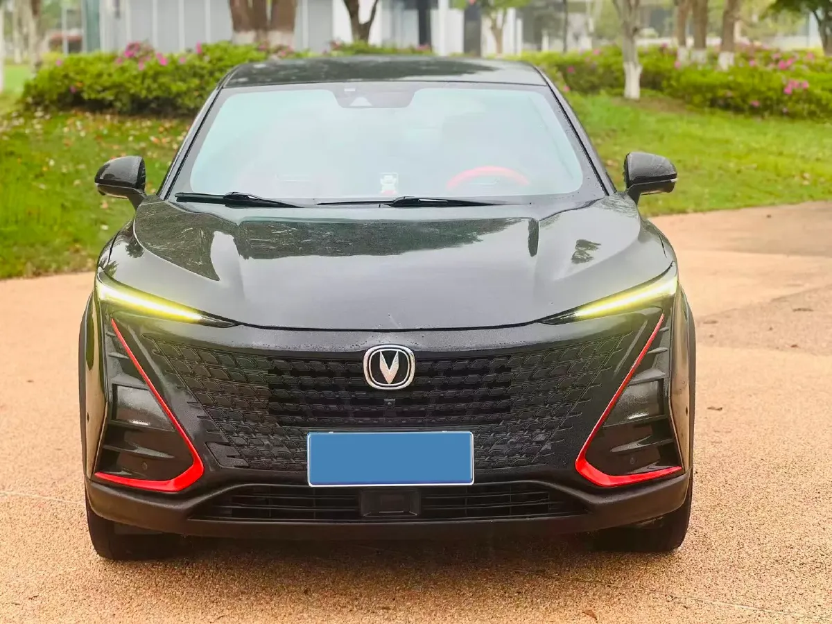 2020 ChangAn UNI-T 1.5T 180HP L4 7DCT,autocango,china used car exporter,china ev exporter,chinese used car exporter,chinese used ev exporter
