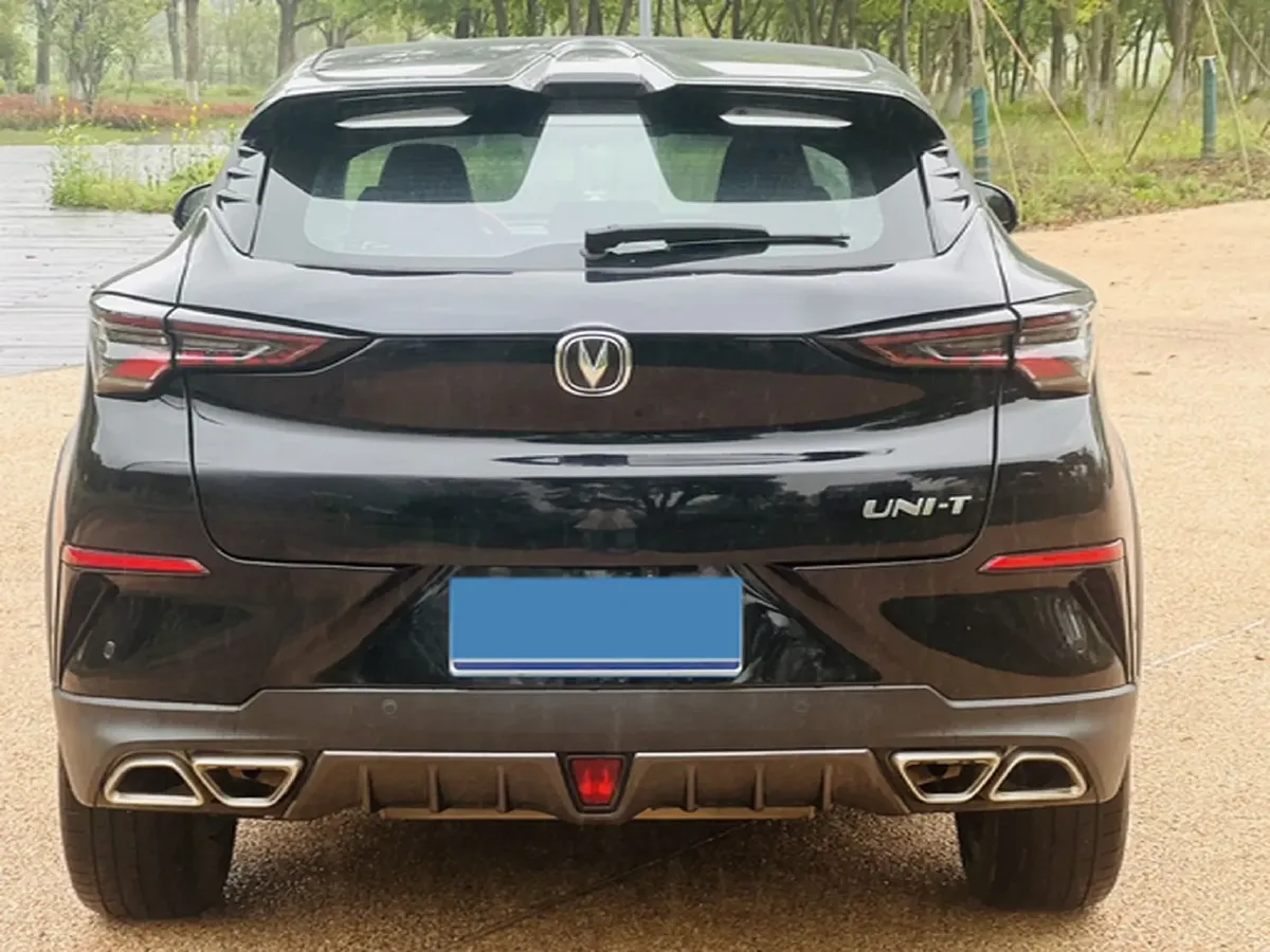 2020 ChangAn UNI-T 1.5T 180HP L4 7DCT,autocango,china used car exporter,china ev exporter,chinese used car exporter,chinese used ev exporter