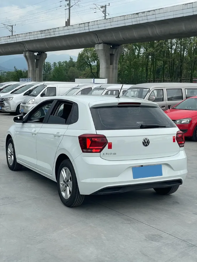 2023 Volkswagen Polo 1.5L 113HP L4 6AT,autocango,china used car exporter,china ev exporter,chinese used car exporter,chinese used ev exporter