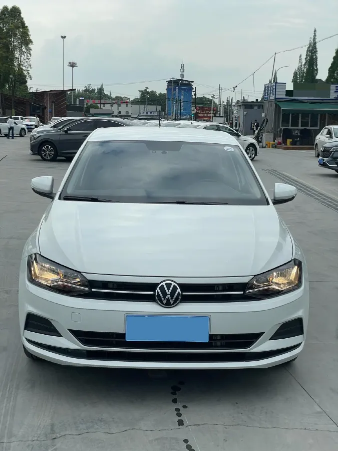 2023 Volkswagen Polo 1.5L 113HP L4 6AT,autocango,china used car exporter,china ev exporter,chinese used car exporter,chinese used ev exporter