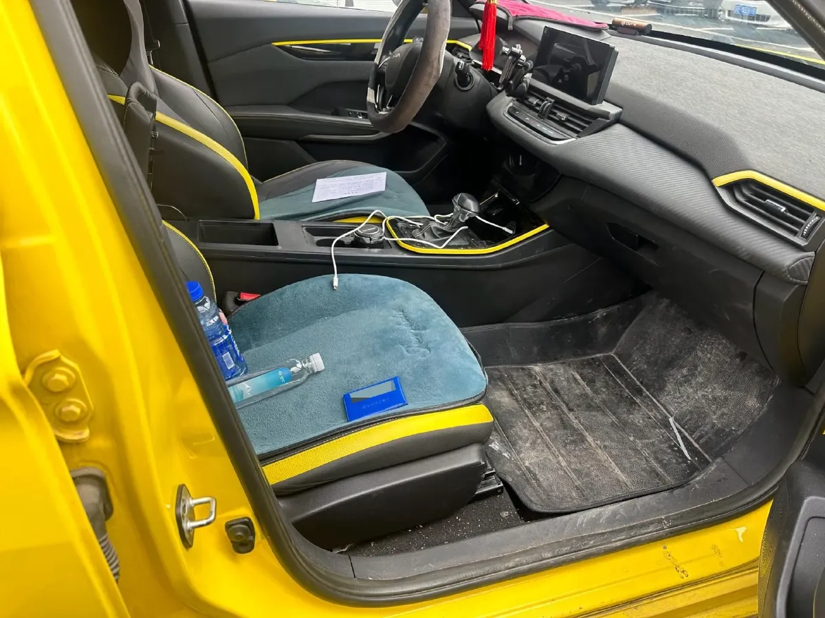 2021 DongFeng Aeolus YiXuan 1.5T 150HP L4 6DCT,autocango,china used car exporter,china ev exporter,chinese used car exporter,chinese used ev exporter