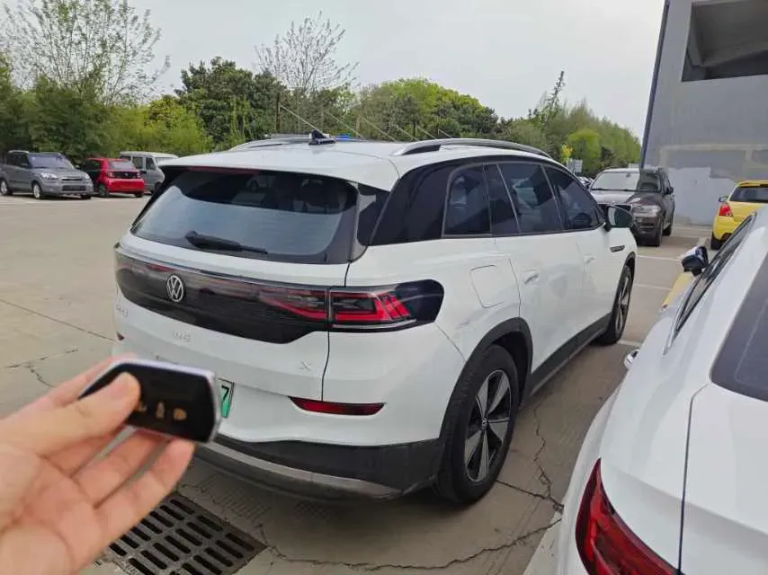 2021 Volkswagen ID.6 X BEV 63.2KWH,autocango,china used car exporter,china ev exporter,chinese used car exporter,chinese used ev exporter