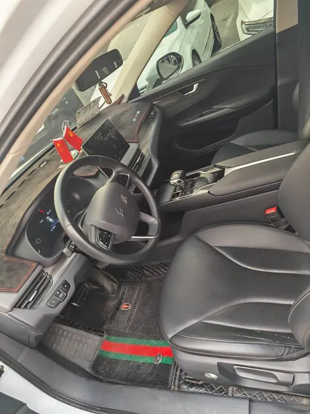 2022 HongQi E-QM5 BEV 54KWH,autocango,china used car exporter,china ev exporter,chinese used car exporter,chinese used ev exporter