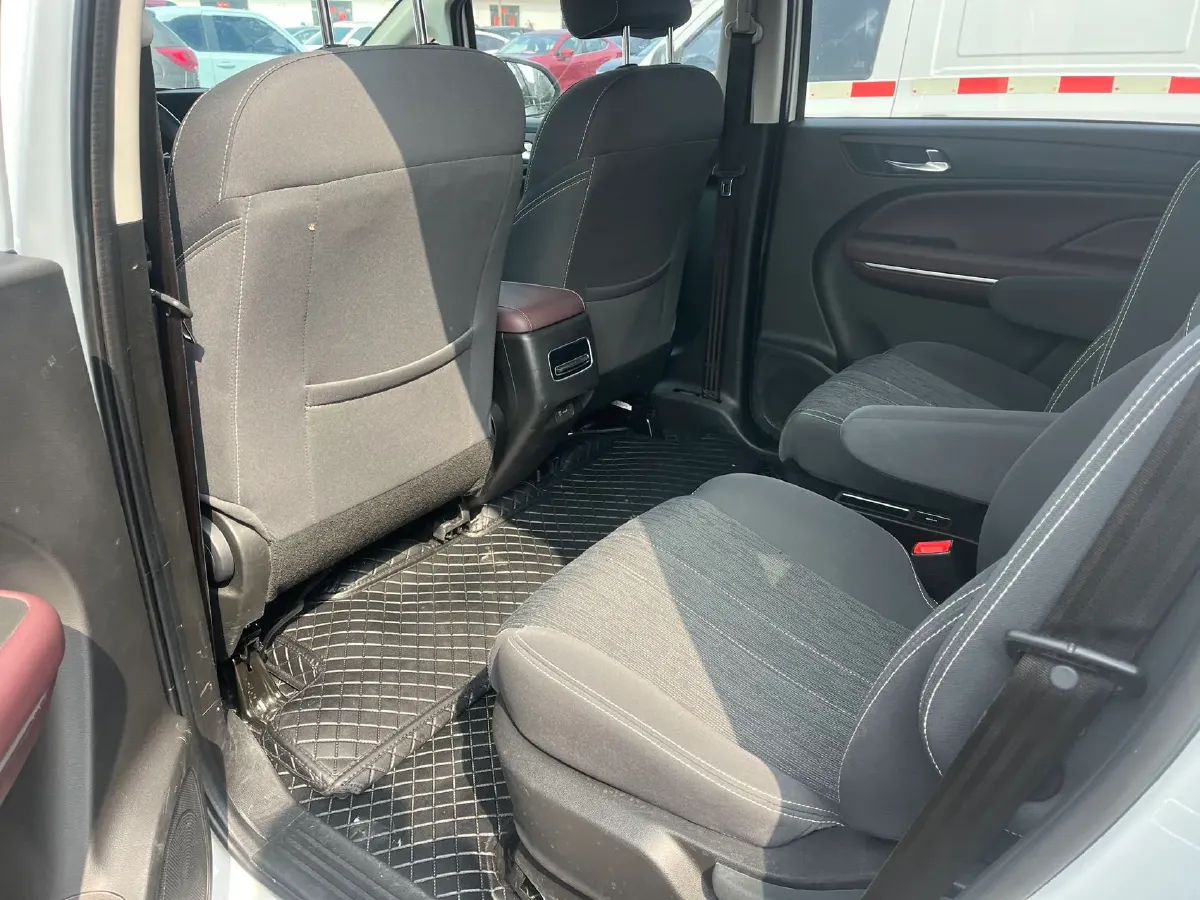 2021 GAC Trumpchi M6 1.5T 169HP L4 7DCT,autocango,china used car exporter,china ev exporter,chinese used car exporter,chinese used ev exporter