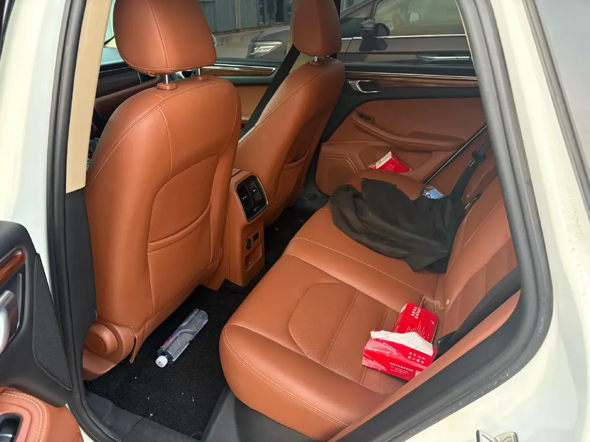 2017 Zotye SR9 2.0T 190HP L4 6DCT,autocango,china used car exporter,china ev exporter,chinese used car exporter,chinese used ev exporter