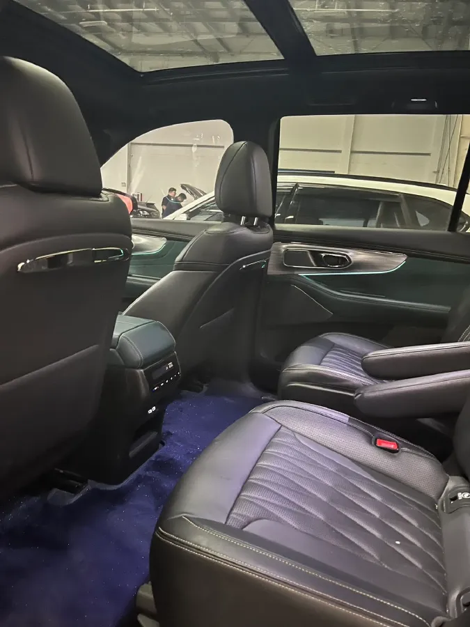 2022 GAC Trumpchi GS8 2.0T 190HP L4 E-CVT Hybrid,autocango,china used car exporter,china ev exporter,chinese used car exporter,chinese used ev exporter