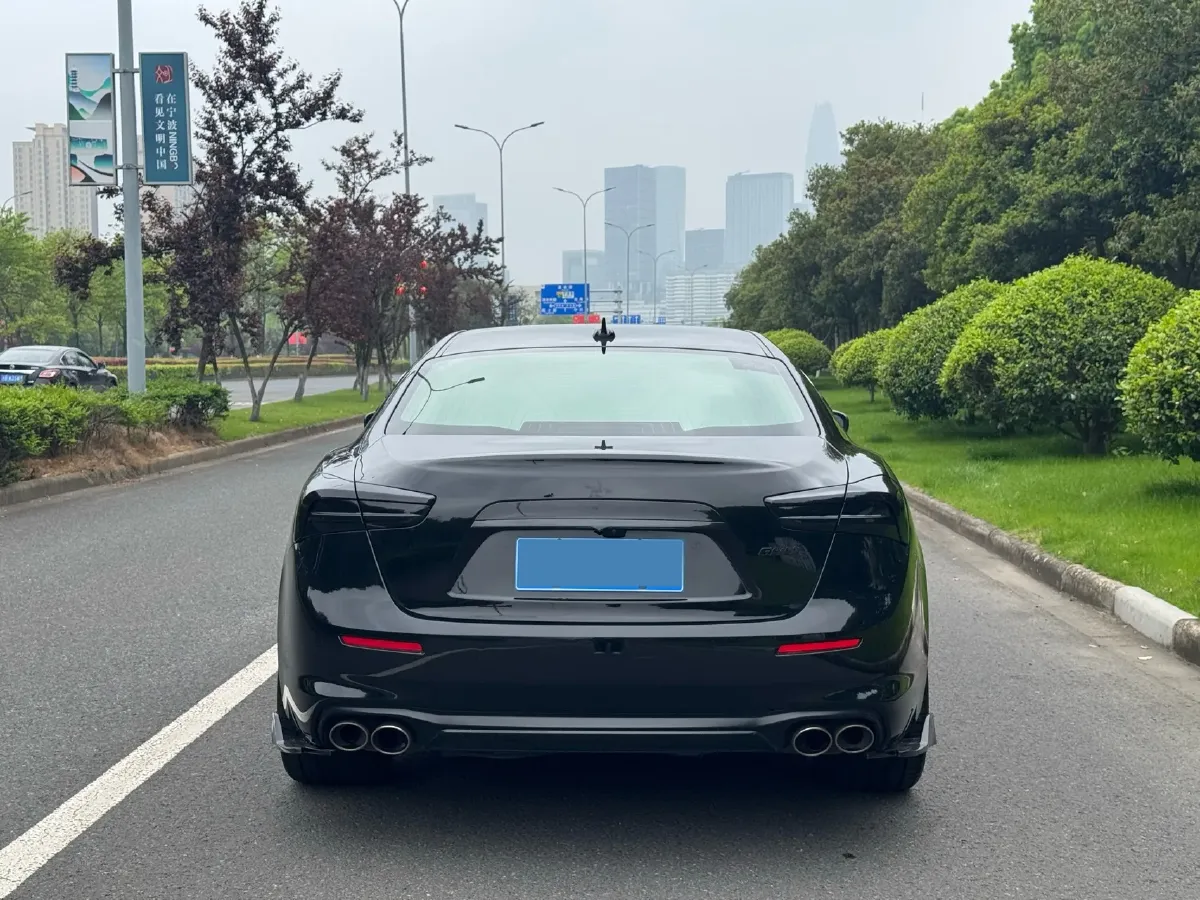 2022 Audi Q7 2.0T 245HP L4 8AT,autocango,china used car exporter,china ev exporter,chinese used car exporter,chinese used ev exporter