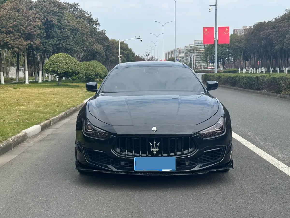 2022 Audi Q7 2.0T 245HP L4 8AT,autocango,china used car exporter,china ev exporter,chinese used car exporter,chinese used ev exporter