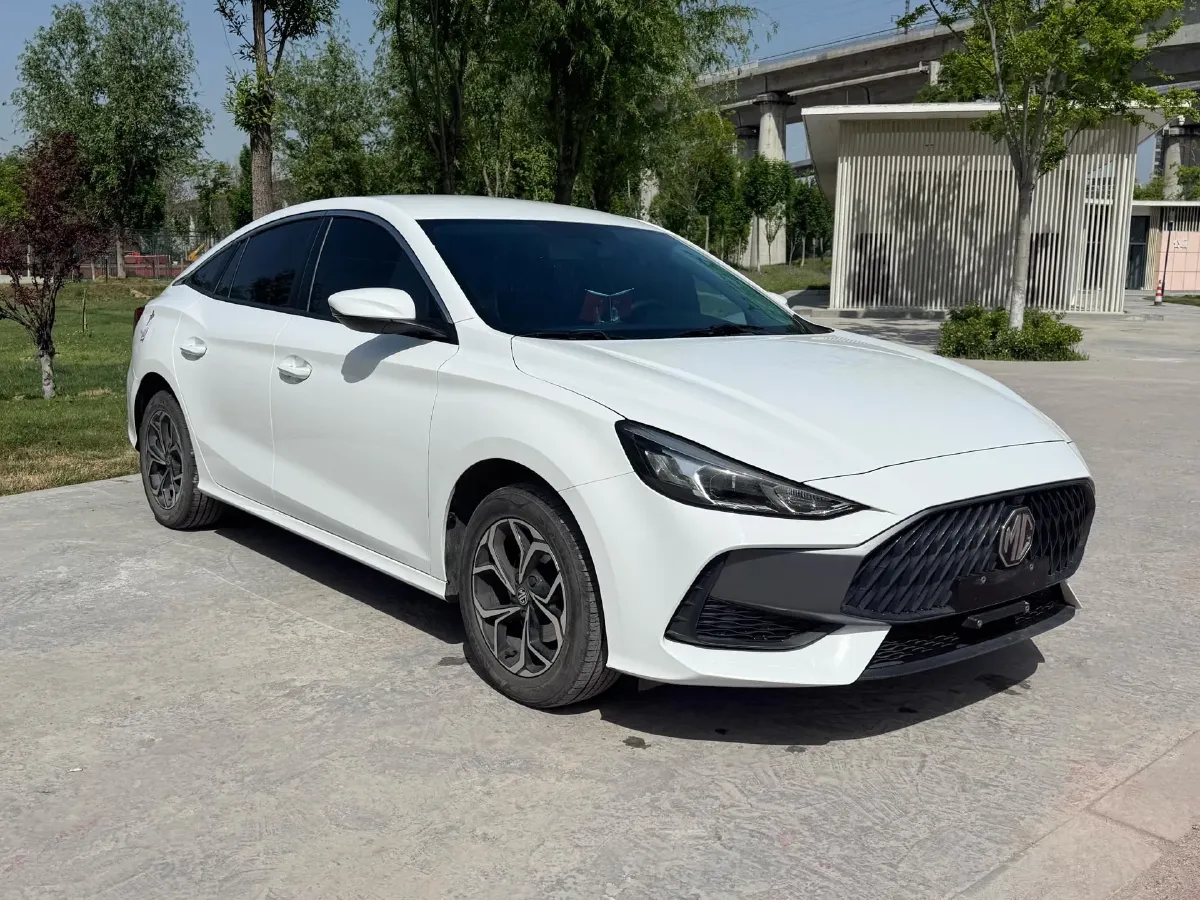 2023 MG 5 1.5L 129HP L4 5MT,autocango,china used car exporter,china ev exporter,chinese used car exporter,chinese used ev exporter