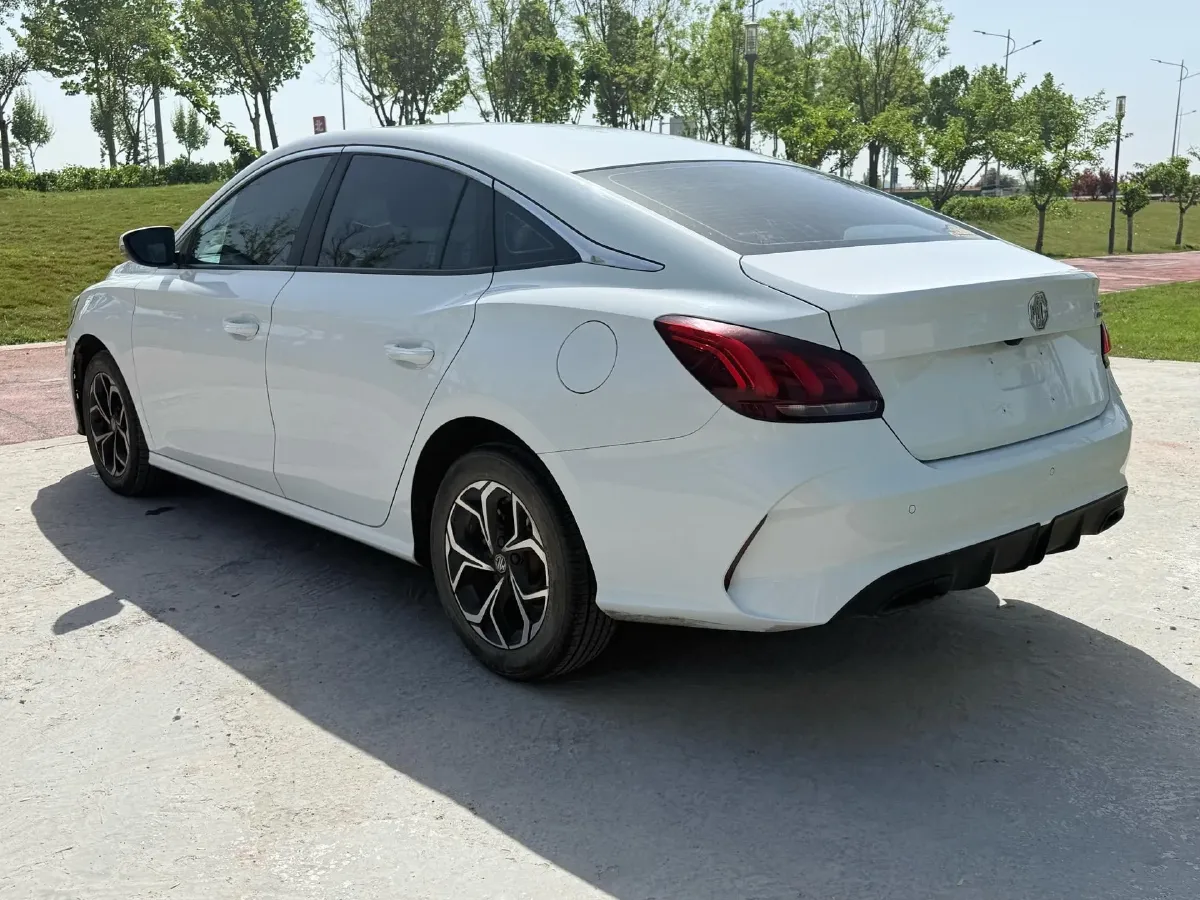 2023 MG 5 1.5L 129HP L4 5MT,autocango,china used car exporter,china ev exporter,chinese used car exporter,chinese used ev exporter