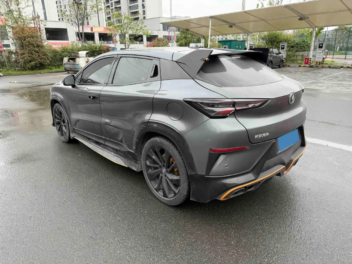 2022 ChangAn UNI-T 1.5T 188HP L4 7DCT,autocango,china used car exporter,china ev exporter,chinese used car exporter,chinese used ev exporter