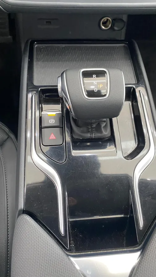 2024 HongQi E-QM5 BEV 60KWH,autocango,china used car exporter,china ev exporter,chinese used car exporter,chinese used ev exporter