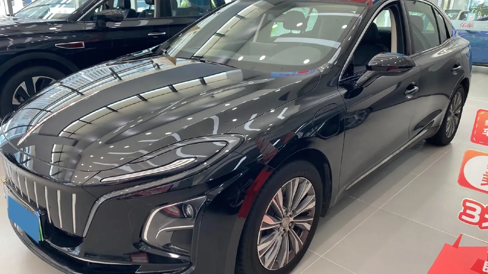 2024 HongQi E-QM5 BEV 60KWH,autocango,china used car exporter,china ev exporter,chinese used car exporter,chinese used ev exporter