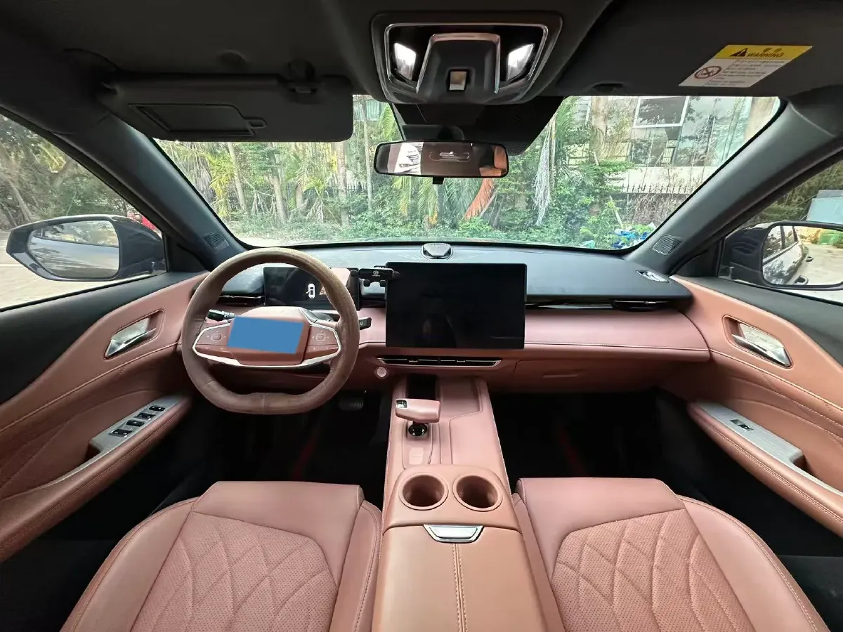 2024 ChangAn UNI-Z 1.5L 98HP L4 E-CVT PHEV 18.4KWH,autocango,china used car exporter,china ev exporter,chinese used car exporter,chinese used ev exporter