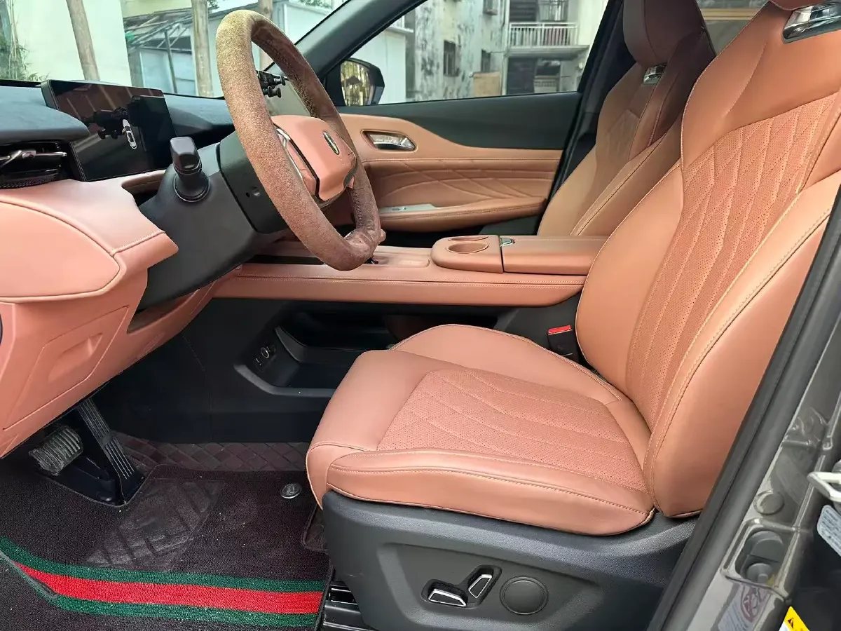 2024 ChangAn UNI-Z 1.5L 98HP L4 E-CVT PHEV 18.4KWH,autocango,china used car exporter,china ev exporter,chinese used car exporter,chinese used ev exporter