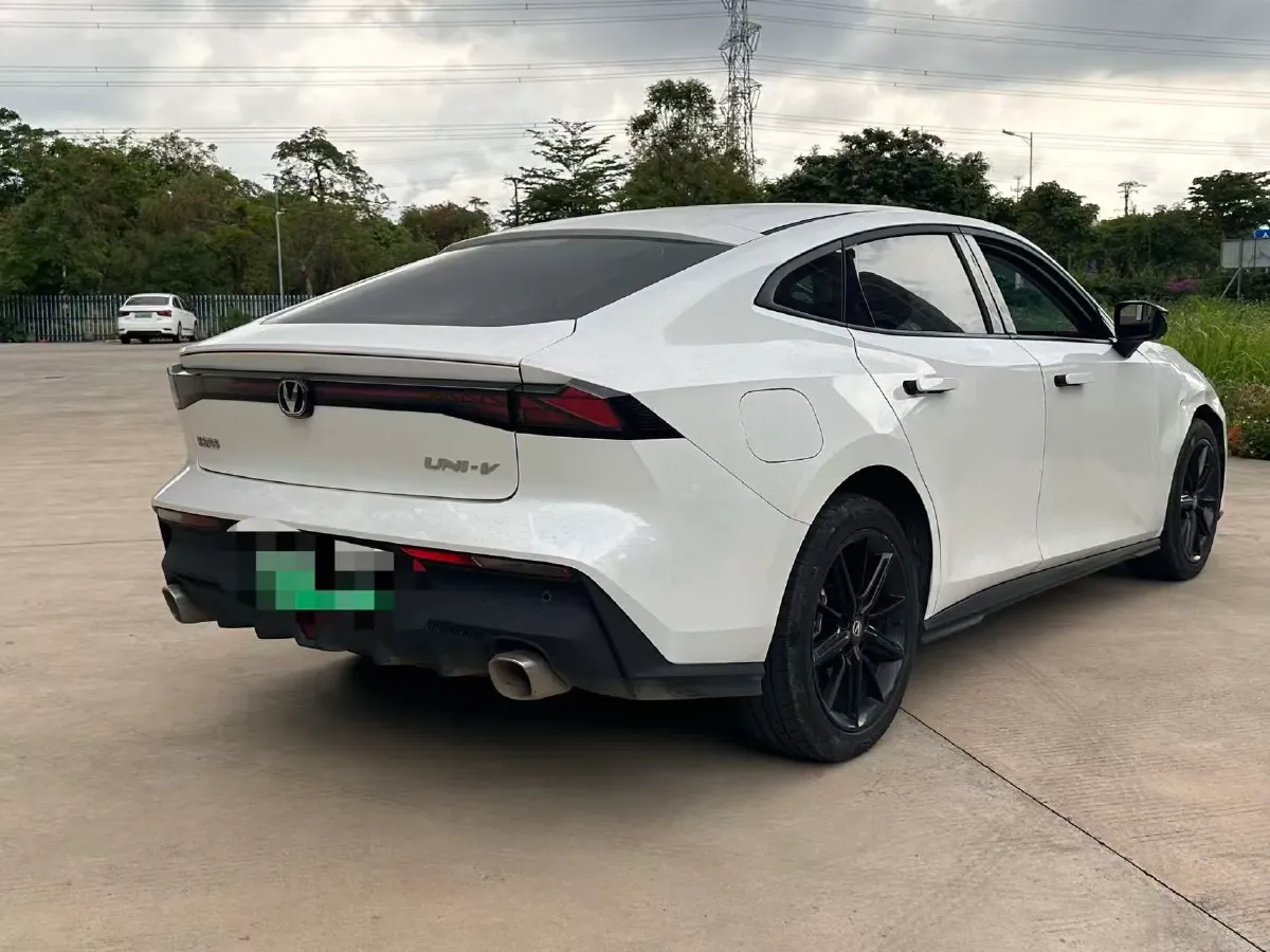 2023 ChangAn UNI-V iDD 1.5T 170HP L4 6TCT PHEV 18.4KWH,autocango,china used car exporter,china ev exporter,chinese used car exporter,chinese used ev exporter