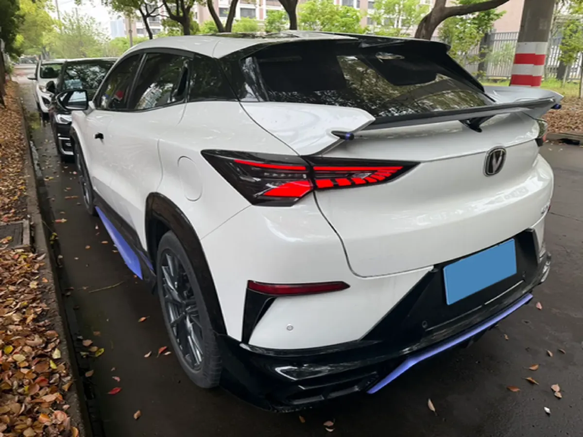 2023 ChangAn UNI-T 1.5T 188HP L4 7DCT,autocango,china used car exporter,china ev exporter,chinese used car exporter,chinese used ev exporter