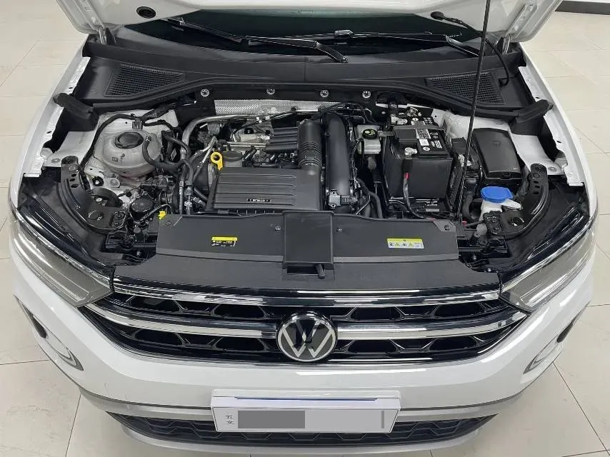 2023 Volkswagen T-Roc 1.4T 150HP L4 7DCT,autocango,china used car exporter,china ev exporter,chinese used car exporter,chinese used ev exporter