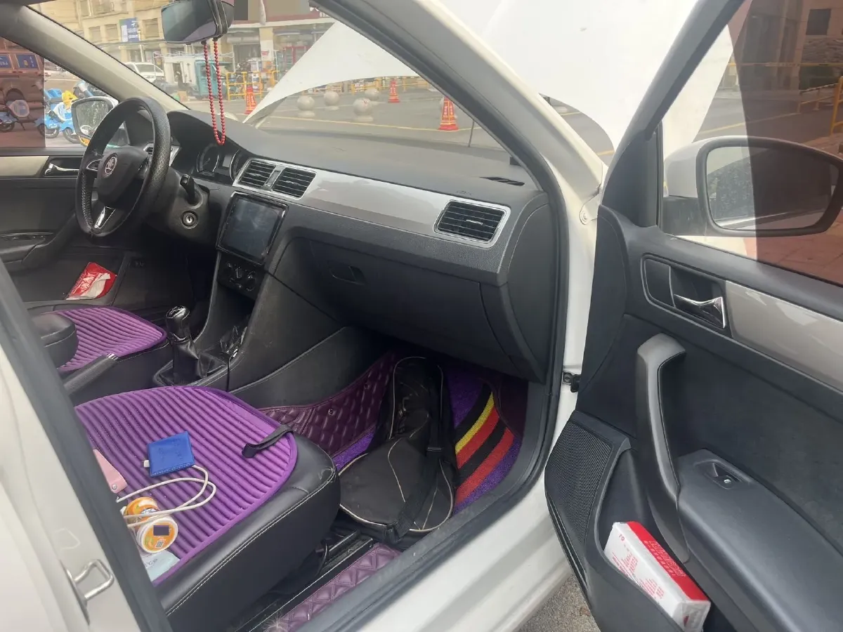 2019 SWM G01 1.5T 156HP L4 6MT,autocango,china used car exporter,china ev exporter,chinese used car exporter,chinese used ev exporter