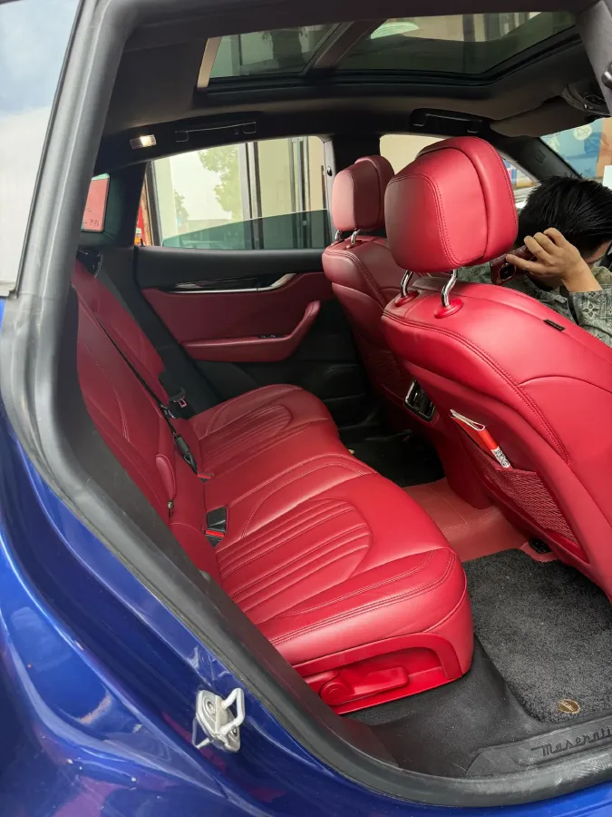 2018 Maserati Levante 3.0T 350HP V6 8AT,autocango,china used car exporter,china ev exporter,chinese used car exporter,chinese used ev exporter