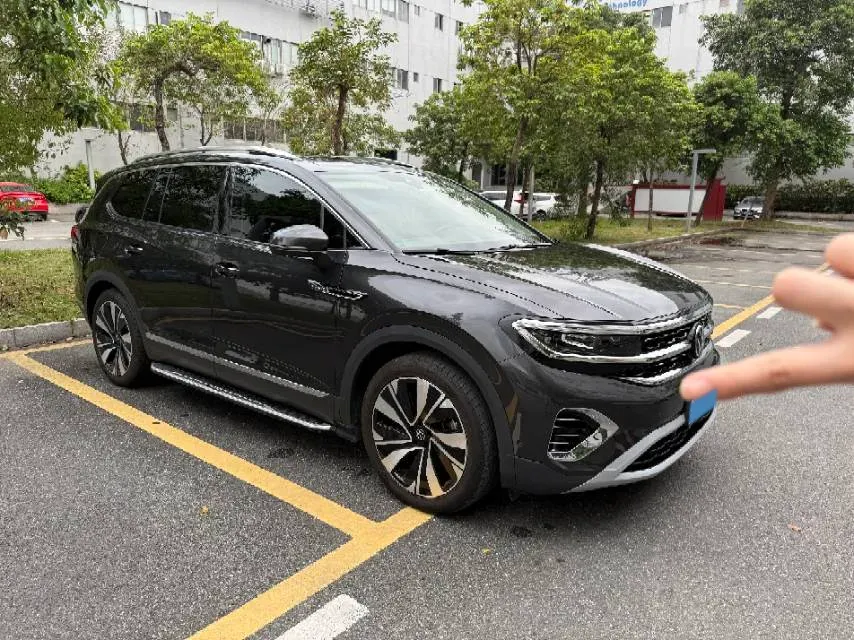 2023 Volkswagen Talagon 2.0T 220HP L4 7DCT,autocango,china used car exporter,china ev exporter,chinese used car exporter,chinese used ev exporter