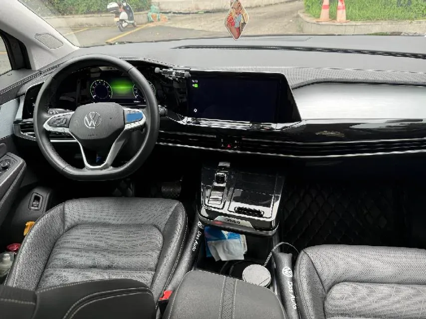 2023 Volkswagen Talagon 2.0T 220HP L4 7DCT,autocango,china used car exporter,china ev exporter,chinese used car exporter,chinese used ev exporter