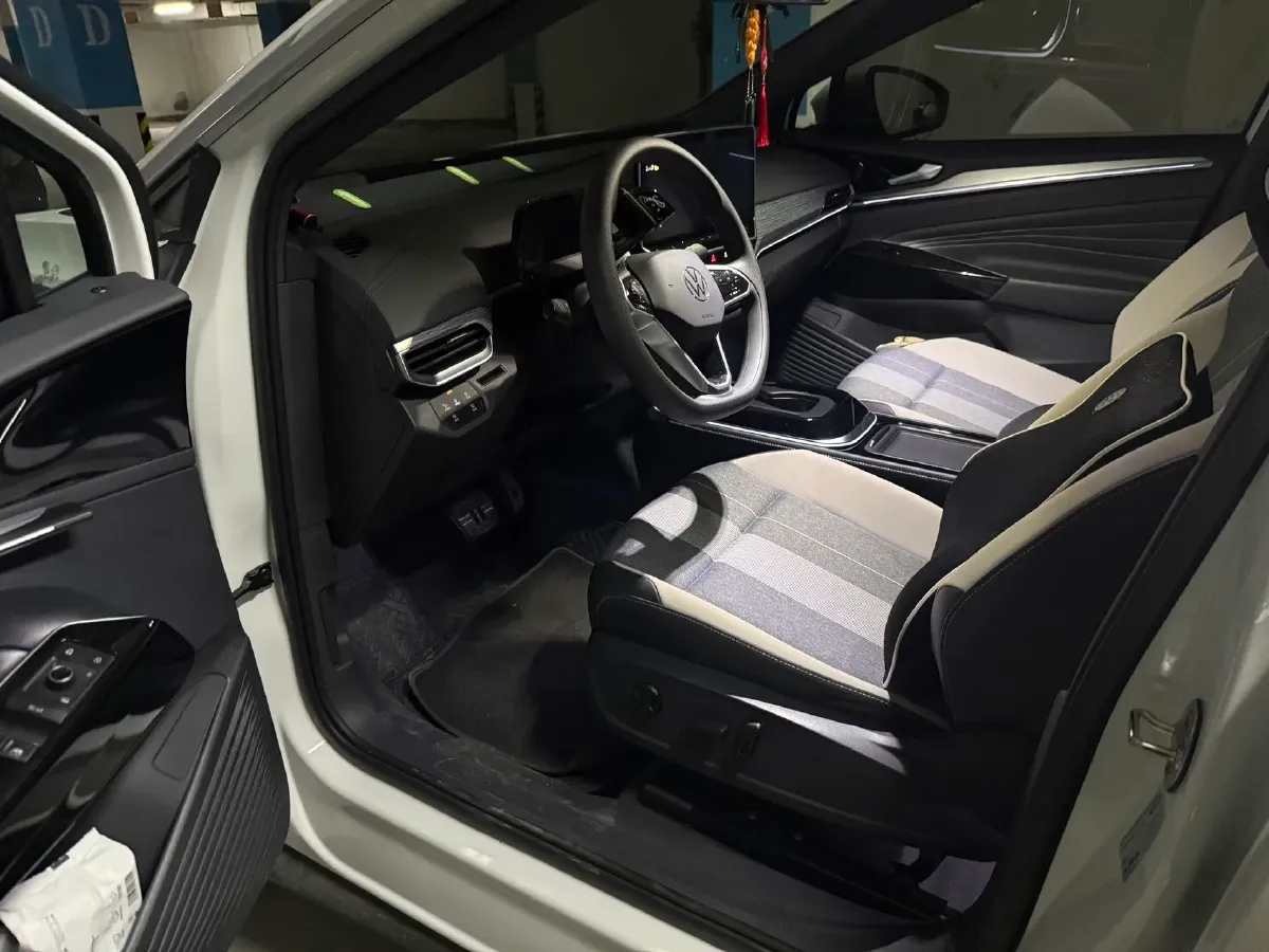 2024 Volkswagen ID.4 Crozz BEV 55.7KWH,autocango,china used car exporter,china ev exporter,chinese used car exporter,chinese used ev exporter