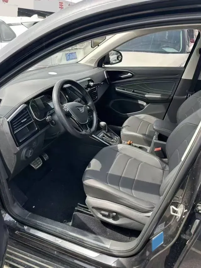 2021 Jetta VS7 1.4T 150HP L4 6AT,autocango,china used car exporter,china ev exporter,chinese used car exporter,chinese used ev exporter