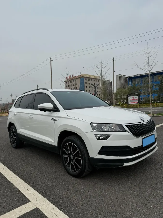 2019 Brilliance Auto V7 1.8T 231HP L4 7DCT,autocango,china used car exporter,china ev exporter,chinese used car exporter,chinese used ev exporter