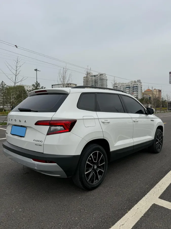2019 Brilliance Auto V7 1.8T 231HP L4 7DCT,autocango,china used car exporter,china ev exporter,chinese used car exporter,chinese used ev exporter