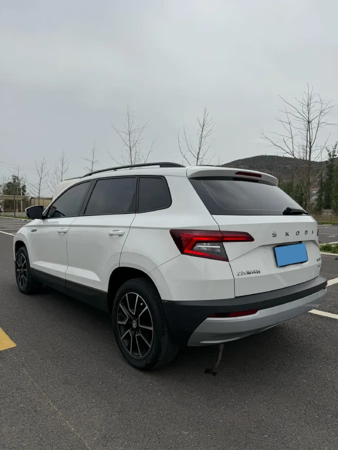 2019 Brilliance Auto V7 1.8T 231HP L4 7DCT,autocango,china used car exporter,china ev exporter,chinese used car exporter,chinese used ev exporter