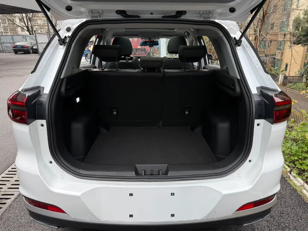 2023 Chery Tiggo 7 1.5T 156HP L4 CVT,autocango,china used car exporter,china ev exporter,chinese used car exporter,chinese used ev exporter