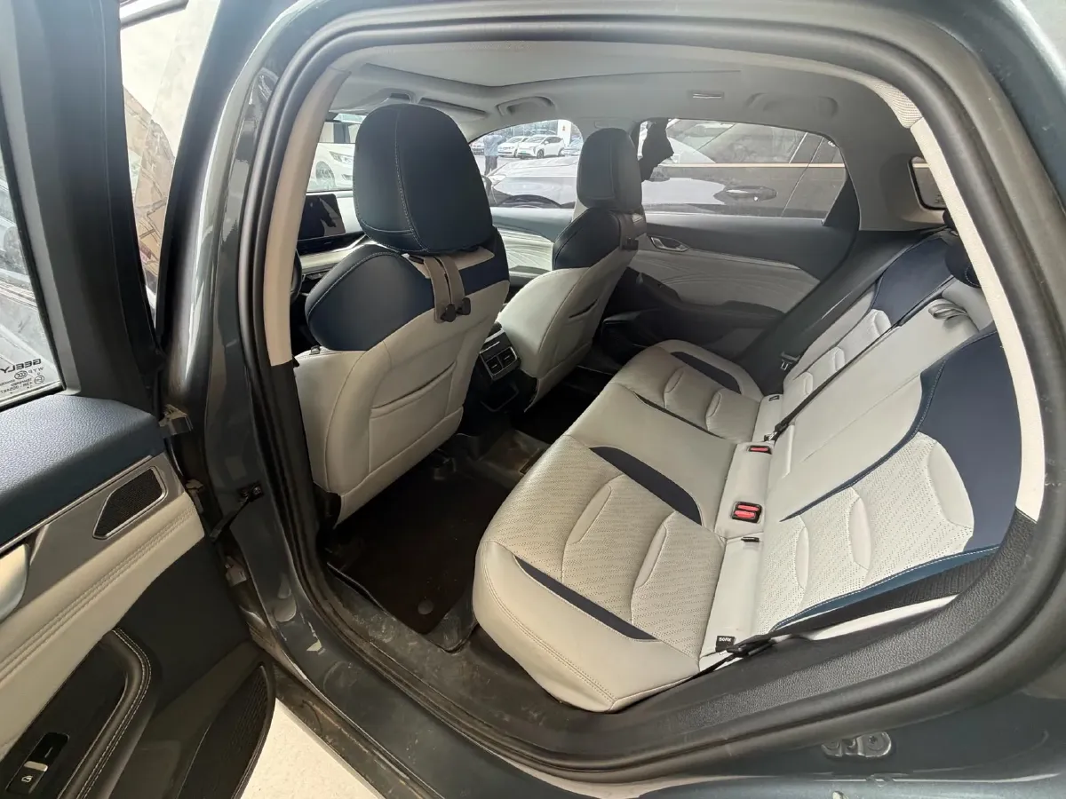 2020 Peugeot 408 1.6T 170HP L4 6AT,autocango,china used car exporter,china ev exporter,chinese used car exporter,chinese used ev exporter