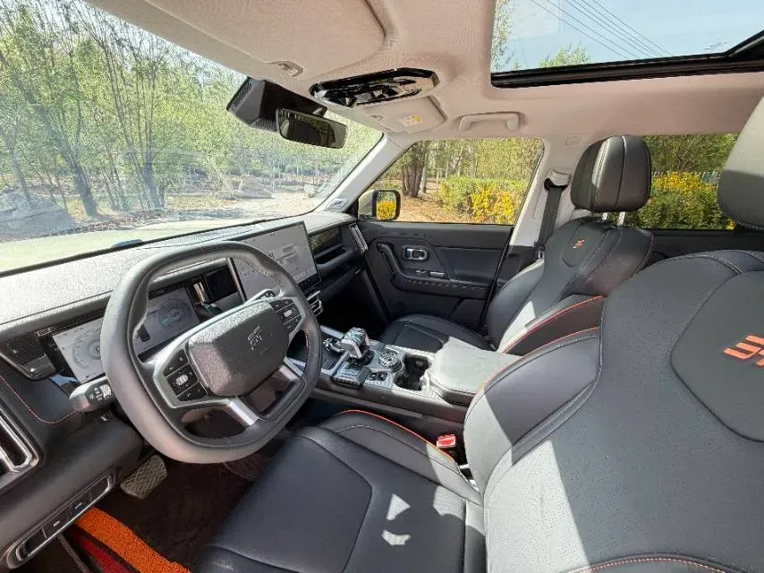 2025 Jetour Traveller 2.0T 254HP L4 7DCT,autocango,china used car exporter,china ev exporter,chinese used car exporter,chinese used ev exporter