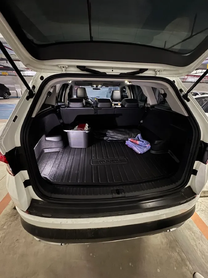 2017 Skoda Kodiak 1.8T 180HP L4 7DCT,autocango,china used car exporter,china ev exporter,chinese used car exporter,chinese used ev exporter