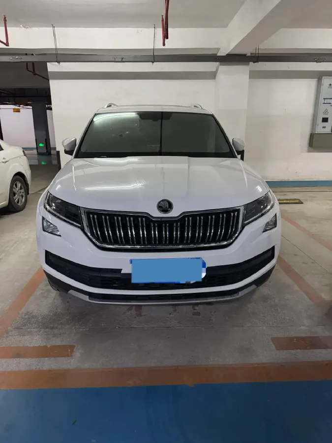 2017 Skoda Kodiak 1.8T 180HP L4 7DCT,autocango,china used car exporter,china ev exporter,chinese used car exporter,chinese used ev exporter