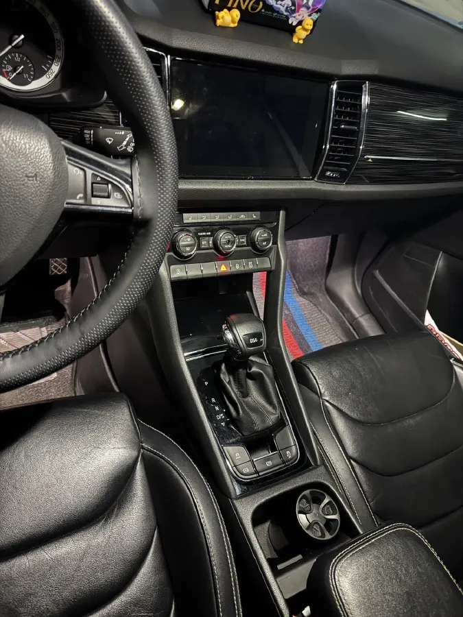 2017 Skoda Kodiak 1.8T 180HP L4 7DCT,autocango,china used car exporter,china ev exporter,chinese used car exporter,chinese used ev exporter