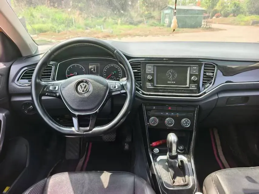 2018 Mitsubishi Eclipse Cross 1.5T 170HP L4 CVT,autocango,china used car exporter,china ev exporter,chinese used car exporter,chinese used ev exporter