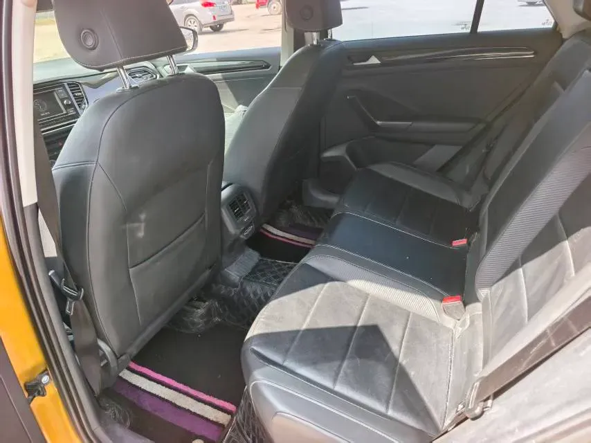 2018 Mitsubishi Eclipse Cross 1.5T 170HP L4 CVT,autocango,china used car exporter,china ev exporter,chinese used car exporter,chinese used ev exporter