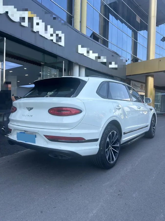 2023 Bentley Bentayga 4.0T 550HP V8 8AT,autocango,china used car exporter,china ev exporter,chinese used car exporter,chinese used ev exporter
