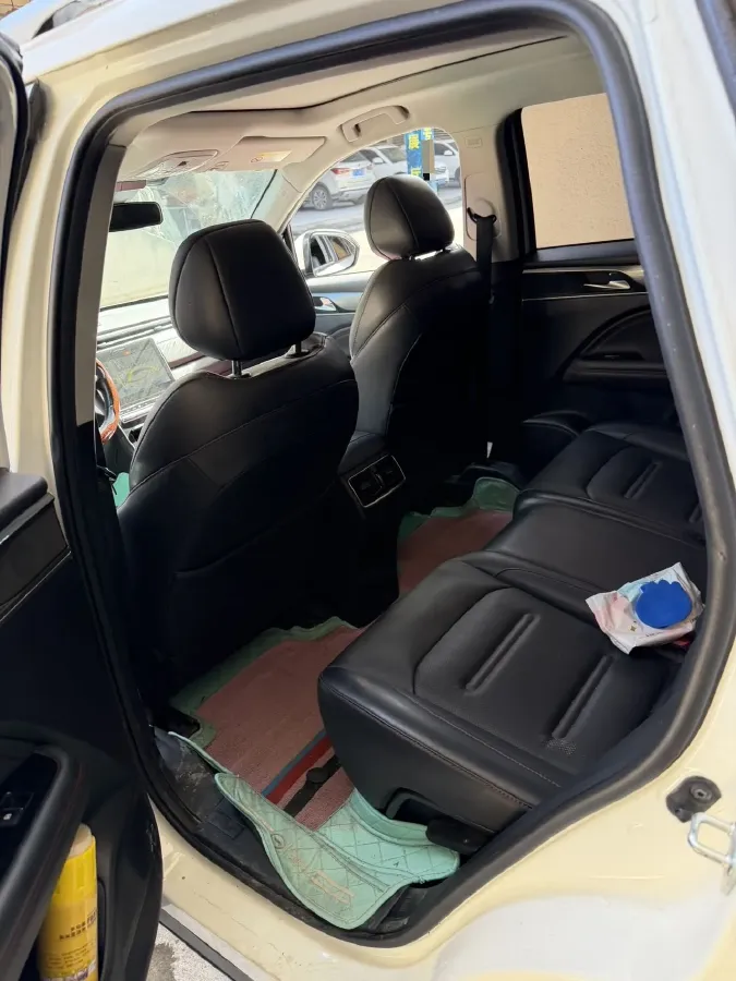 2022 GAC Trumpchi GS4 Plus 2.0T 252HP L4 6AT,autocango,china used car exporter,china ev exporter,chinese used car exporter,chinese used ev exporter