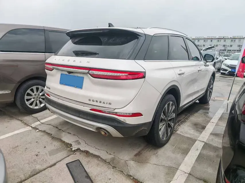 2021 Lincoln Corsair 2.0T 245HP L4 8AT,autocango,china used car exporter,china ev exporter,chinese used car exporter,chinese used ev exporter
