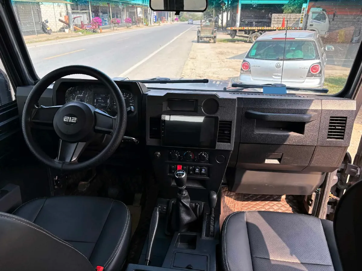 2023 BAW 212 2.4T 211HP L4 6MT,autocango,china used car exporter,china ev exporter,chinese used car exporter,chinese used ev exporter